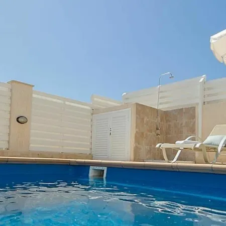 Oceanview Luxury 060 Apartament
